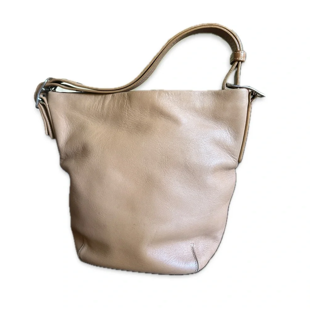 Vintage Coach Soho Duffle - Picture 2 of 5